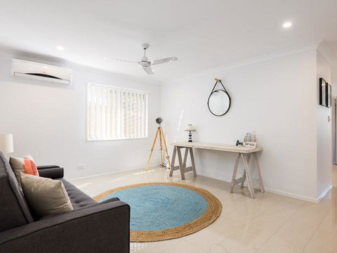 Briz Stays - Whites Road - Accommodation Batemans Bay 0