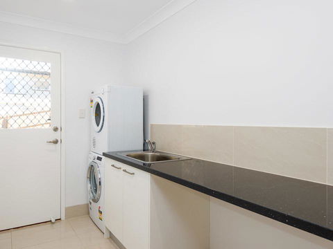 Briz Stays - Whites Road - Accommodation Batemans Bay 1