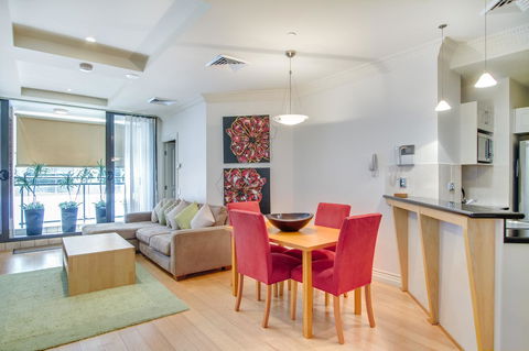 MacArthur Chambers - Accommodation Batemans Bay 17