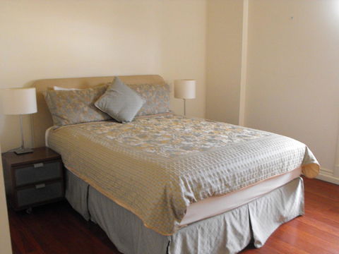 MacArthur Chambers - Accommodation Batemans Bay 12
