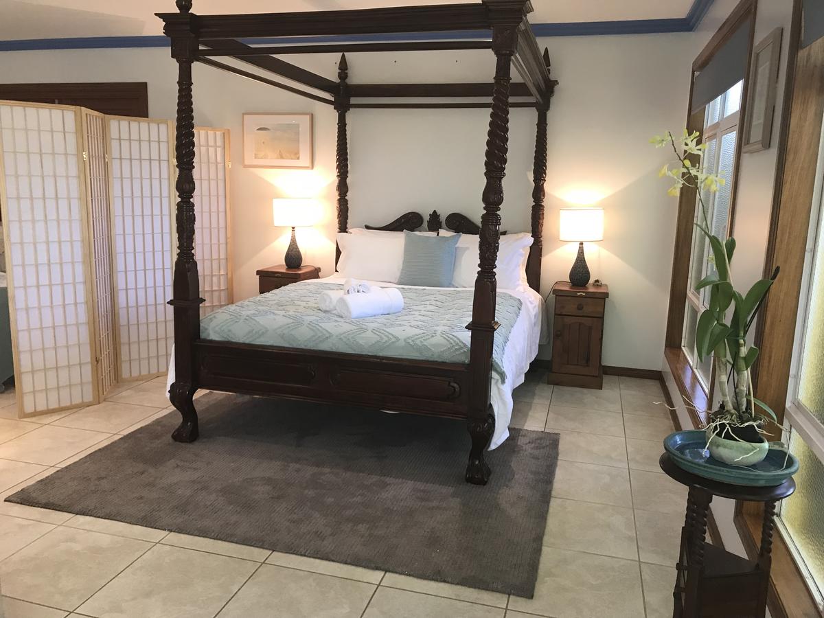 Glen Russell QLD Accommodation Batemans Bay