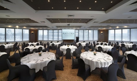 Sofitel Gold Coast Broadbeach - Accommodation Batemans Bay 28