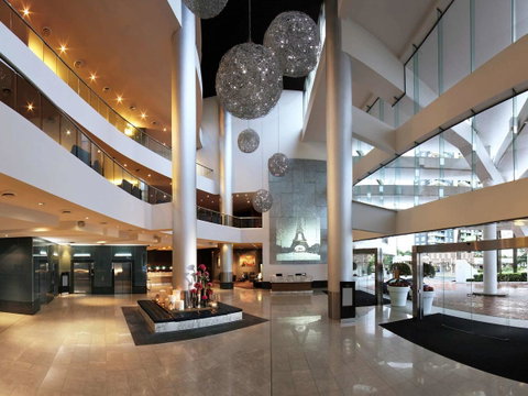 Sofitel Gold Coast Broadbeach - Accommodation Batemans Bay 40