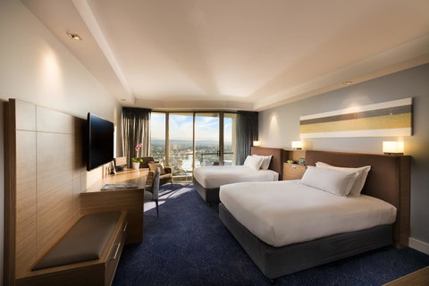 Sofitel Gold Coast Broadbeach - Accommodation Batemans Bay 6