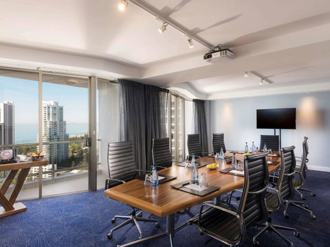 Sofitel Gold Coast Broadbeach - Accommodation Batemans Bay 42