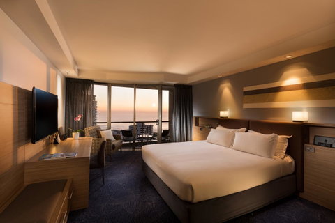 Sofitel Gold Coast Broadbeach - Accommodation Batemans Bay 18