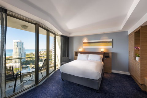Sofitel Gold Coast Broadbeach - Accommodation Batemans Bay 8
