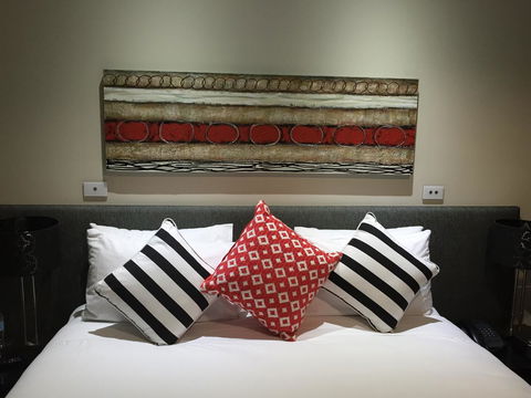 Calamvale Hotel Suites And Conference Centre - Accommodation Batemans Bay 0