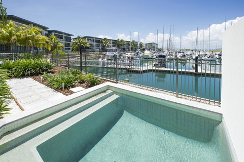 Blue On Blue Apartment 914 - Accommodation Batemans Bay 0