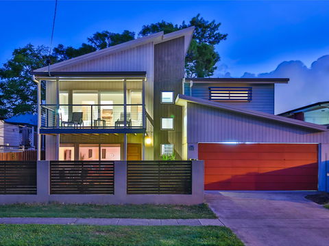 Hamilton Executive - Accommodation Batemans Bay 6
