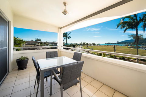 Portside Whitsunday Luxury Holiday Apartments - Accommodation Batemans Bay 4