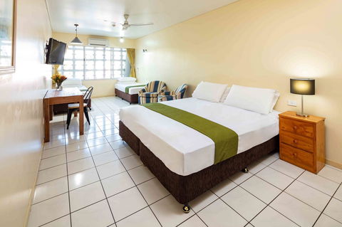 Hides Hotel - Accommodation Batemans Bay 13