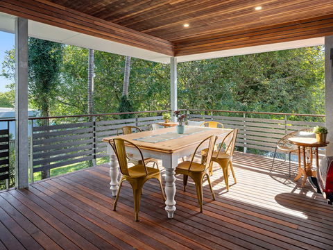 Anville Court - Accommodation Batemans Bay 0