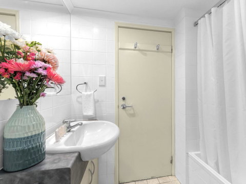 Central Brunswick Apartment Hotel - Accommodation Batemans Bay 22