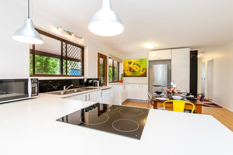 Arthouse - Accommodation Batemans Bay 2