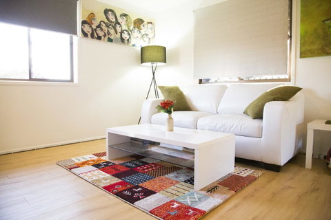 Arthouse - Accommodation Batemans Bay 6