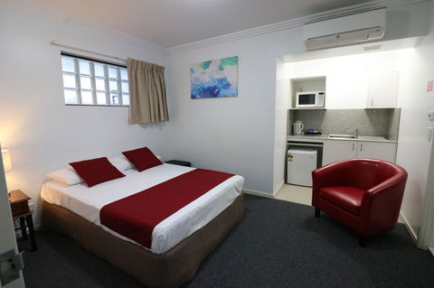 Kangaroo Point Central Hotel & Apartments - Accommodation Batemans Bay 30