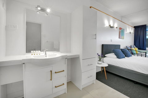 Kangaroo Point Central Hotel & Apartments - Accommodation Batemans Bay 11