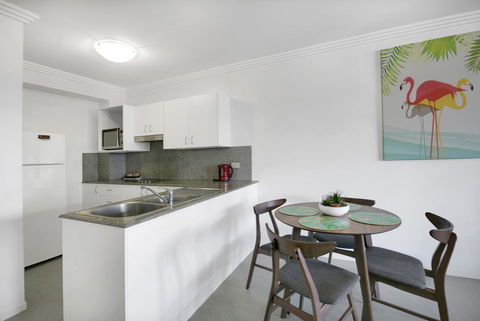 Kangaroo Point Central Hotel & Apartments - Accommodation Batemans Bay 28