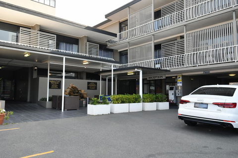 Kangaroo Point Central Hotel & Apartments - Accommodation Batemans Bay 3