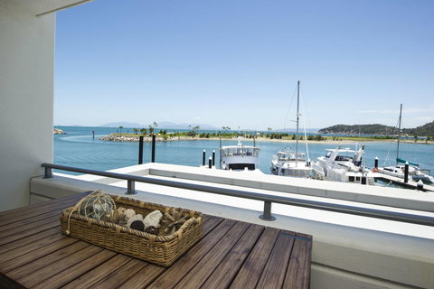 Blue On Blue Studio Room 1272 - Accommodation Batemans Bay 3