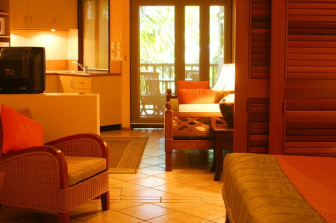 Hibiscus Resort & Spa - Official Onsite Reception & Check In - Accommodation Batemans Bay 16