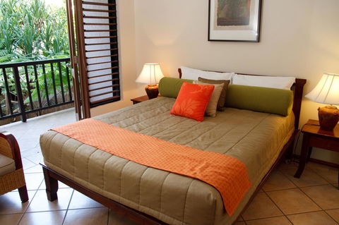Hibiscus Resort & Spa - Official Onsite Reception & Check In - Accommodation Batemans Bay 11