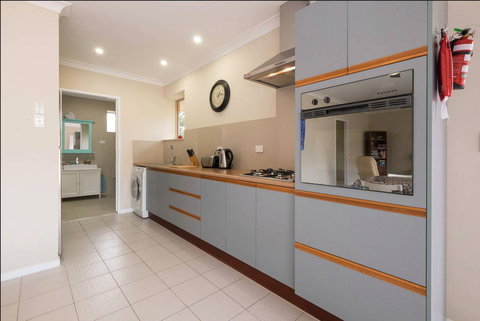 The Villa At The Bay - Accommodation Batemans Bay 14