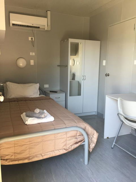Wellshot Hotel - Accommodation Batemans Bay 1