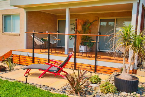 Whale Studio Apartment, 1a Ocean Street - Accommodation Batemans Bay 2
