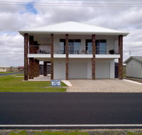 White Caps BB Apartment - Accommodation Batemans Bay