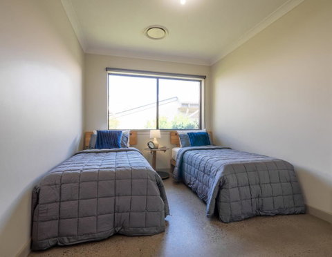 Wilson Ave Unit 2, 13 Wilson Ave - Accommodation Batemans Bay 2