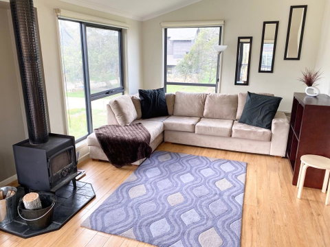 Winterfell - Accommodation Batemans Bay 2