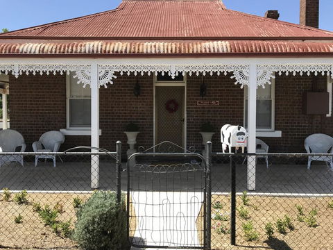 Woodstock Cottage - Accommodation Batemans Bay 0