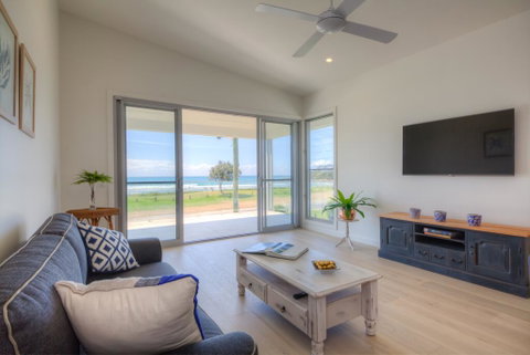 Woolgoolga By The Sea - Accommodation Batemans Bay 0