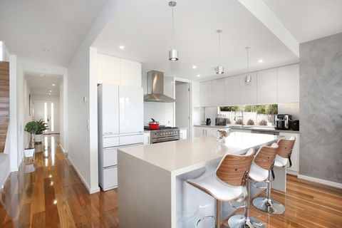 Xus Residence - Accommodation Batemans Bay 3