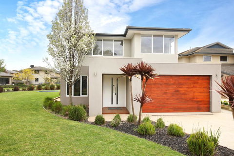 Xus Residence - Accommodation Batemans Bay 0