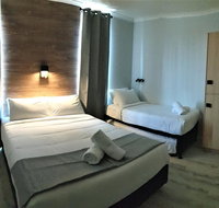 Yamba Central Hotel and Backpackers - Accommodation Batemans Bay