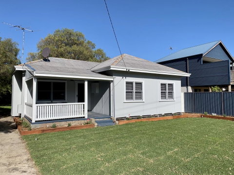 Yaringa Cottage...by The Sea - Accommodation Batemans Bay 1