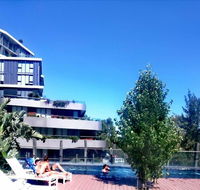 Yarra River Luxury 1BD Apartment - Accommodation Batemans Bay