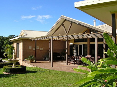 Yarrahapinni Homestead - Accommodation Batemans Bay 0