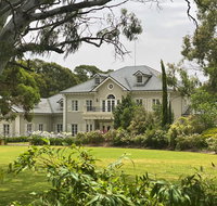 Yatahlia Manor Luxury Homestay - Accommodation Batemans Bay