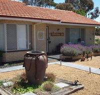 Yellow Gum Bed and Breakfast - Accommodation Batemans Bay
