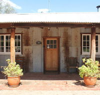 York Cottages and Burnley House - Accommodation Batemans Bay