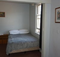Young Budget Accommodation - Accommodation Batemans Bay