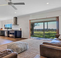 Your Luxury Escape - Paul's Farmhouse at Newrybar - Accommodation Batemans Bay