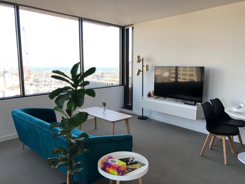 Your Melbourne Home In Free Tram Zone With Great City Lifestyle - Accommodation Batemans Bay 0