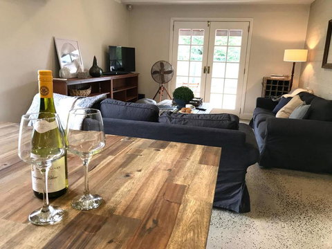 YSG The Edward Townhouse 151 - Walk To Town - Accommodation Batemans Bay 2