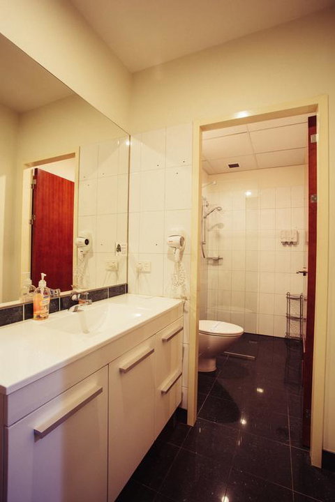 YTI Garden Hotel - Accommodation Batemans Bay 3