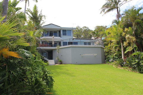 Zaffiro Beach House - Accommodation Batemans Bay 0